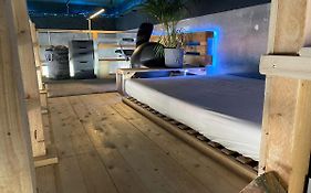 Jonnys Loft
